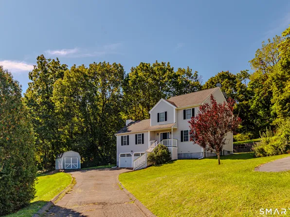 35 Lou Ann Terrace, Meriden, CT 06450