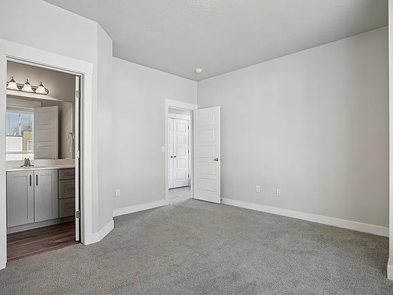 Tapestry Townhomes — Photo 8