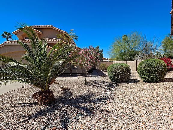 5th image of 2916 E AMBER RIDGE Way