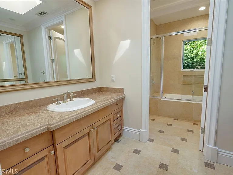 2784 Deep Canyon Dr — Photo 24