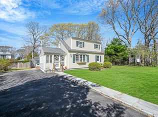 17 Birch St, Sag Harbor, NY 11963