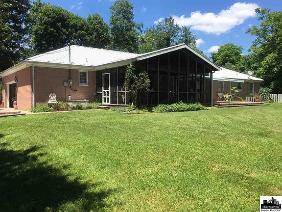 2nd image of 1600 Grant Dr