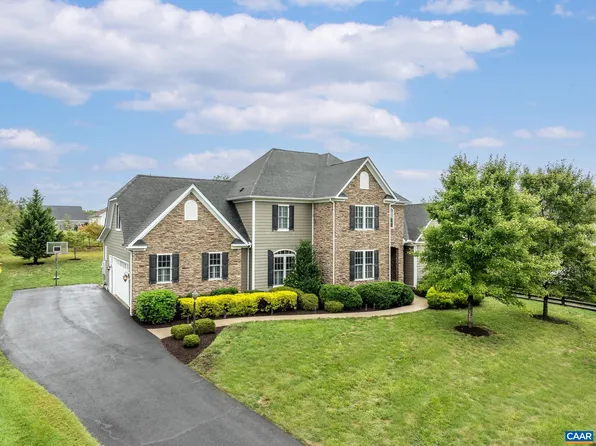 2413 Pendower Ln, Keswick, VA 22947