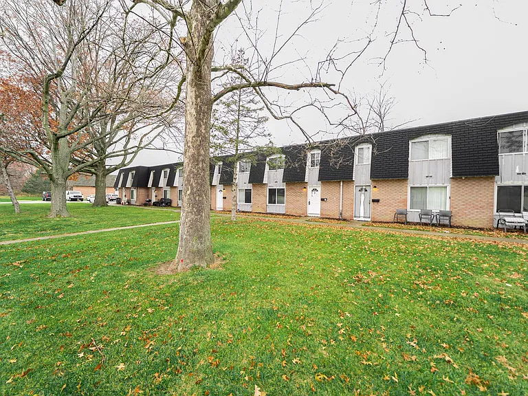 5520 Beavercrest Dr — Photo 12