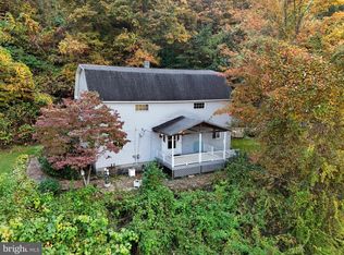 582 Piney Rd, Curwensville, PA 16833