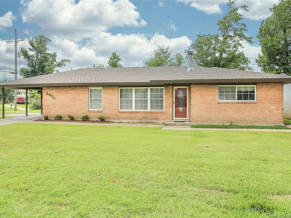 1st image of 2926 Mary Ann Dr