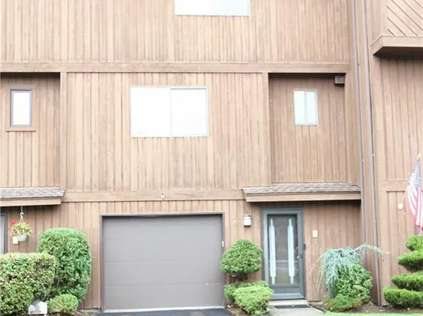 65 Metro Vista Dr, Hawthorne, NJ 07506