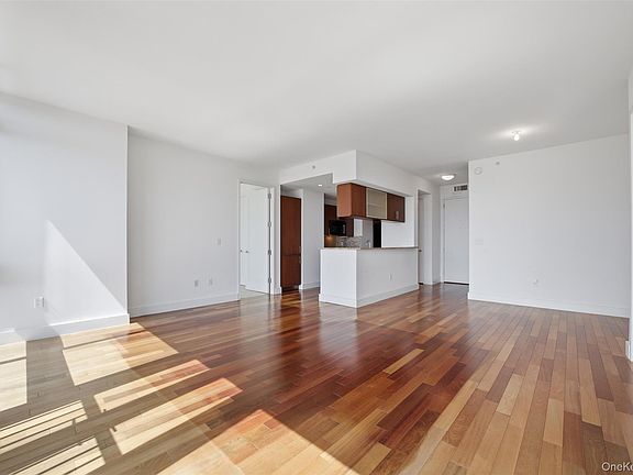 2nd image of 175 Huguenot Street #2602