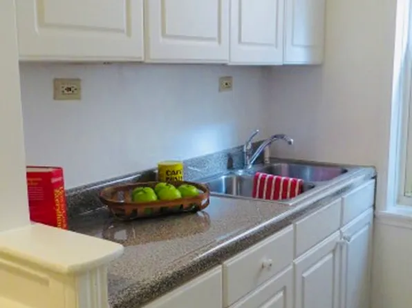 120 Bennett Avenue 3L image 3 of 14