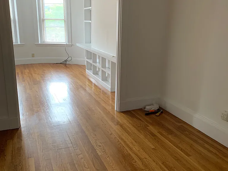 752 Huntington Ave #1B — Photo 7