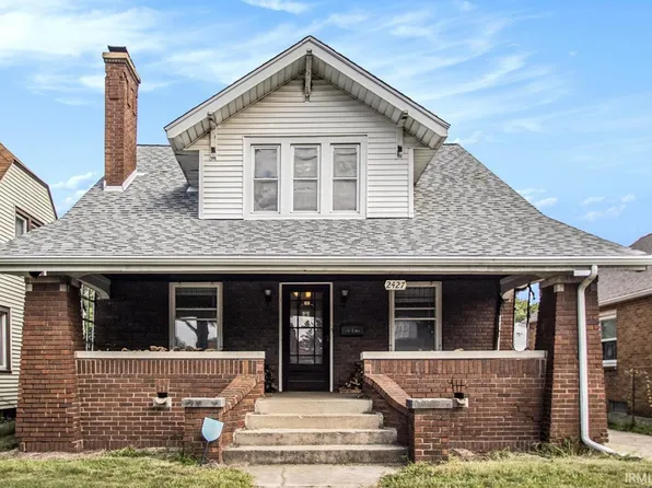2427 Prast Blvd, South Bend, IN 46628