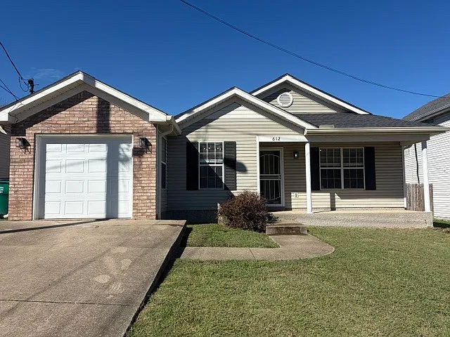 612 Sandy Spring Trl