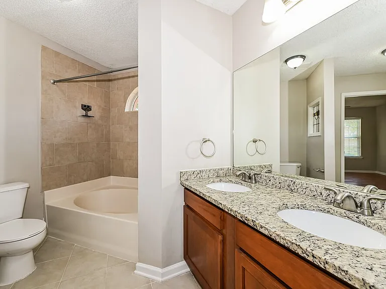2877 Sutton Estates Cir N #2 — Photo 11