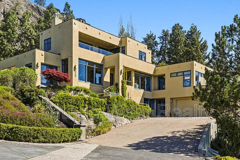 5 bed, 3.5 bath, 5000 sqft, $6,500 — Photo 1