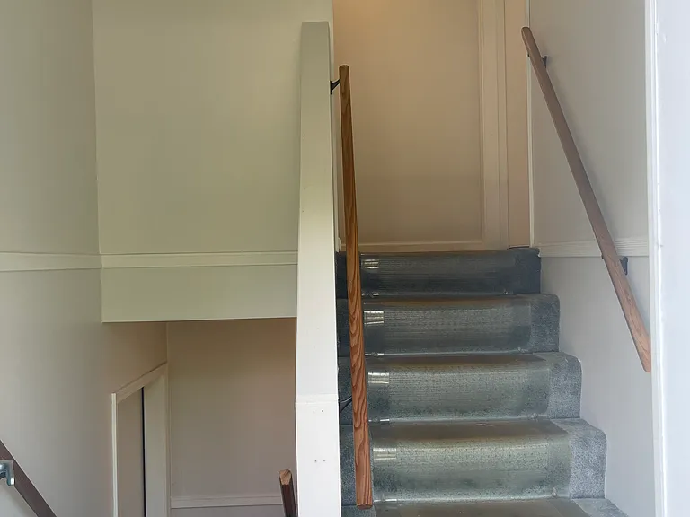 97 Downey Dr — Photo 5