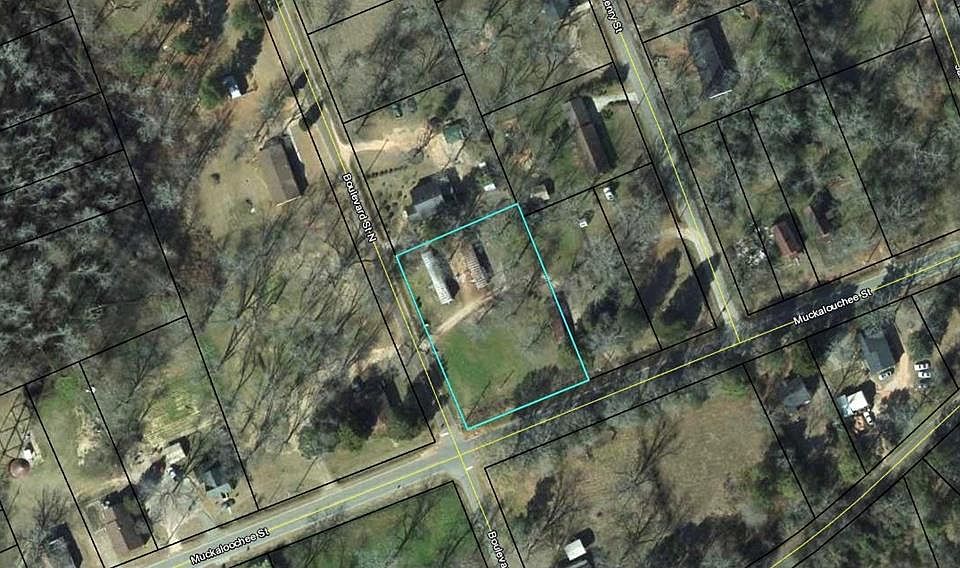 1st image of Boulevard St N