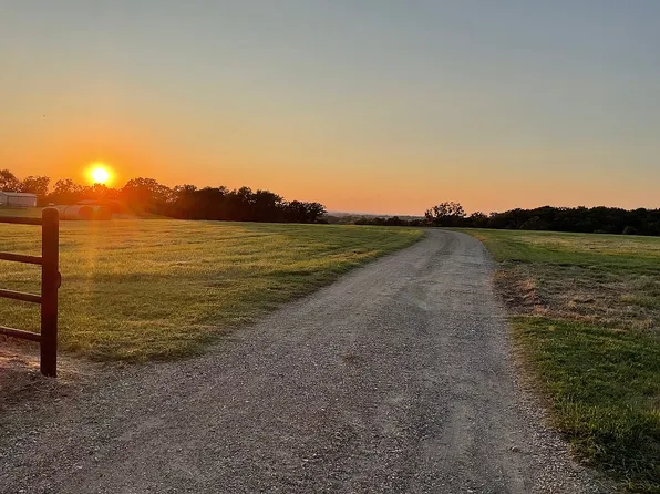 13600 County Road 1311, Malakoff, TX 75148