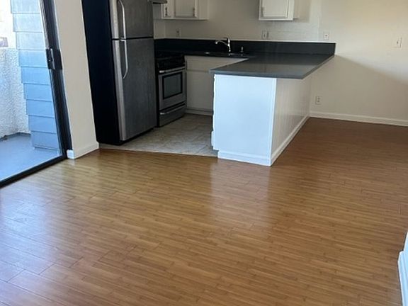 3rd image of 10756 Lawler St #8