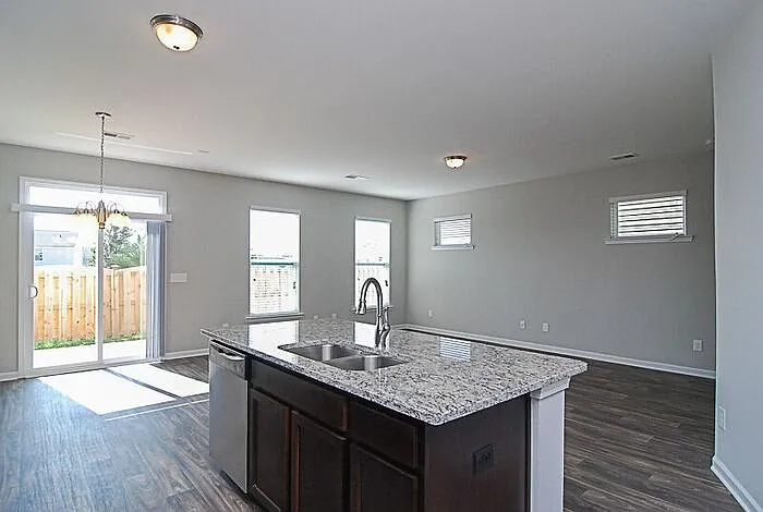 421 Hosea Ct — Photo 14