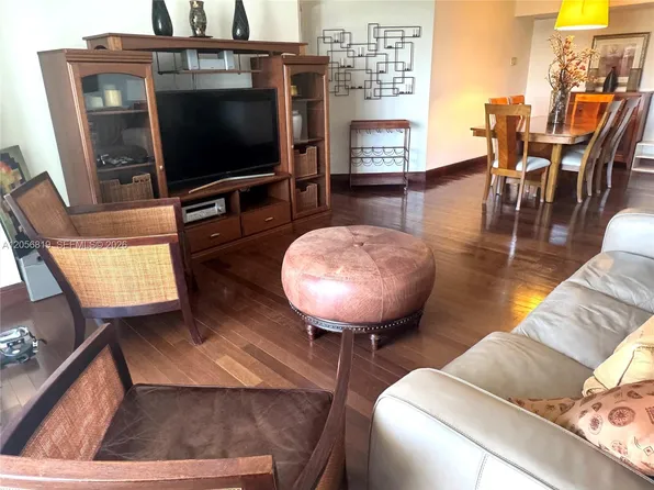 3530 Mystic Pointe Dr APT 1208, Aventura, FL 33180
