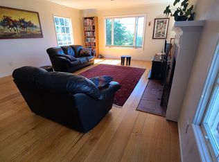 1825 San Ramon Ave, Berkeley, CA 94707