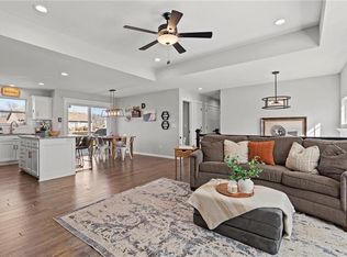 20204 W 221st St, Spring Hill, KS 66083