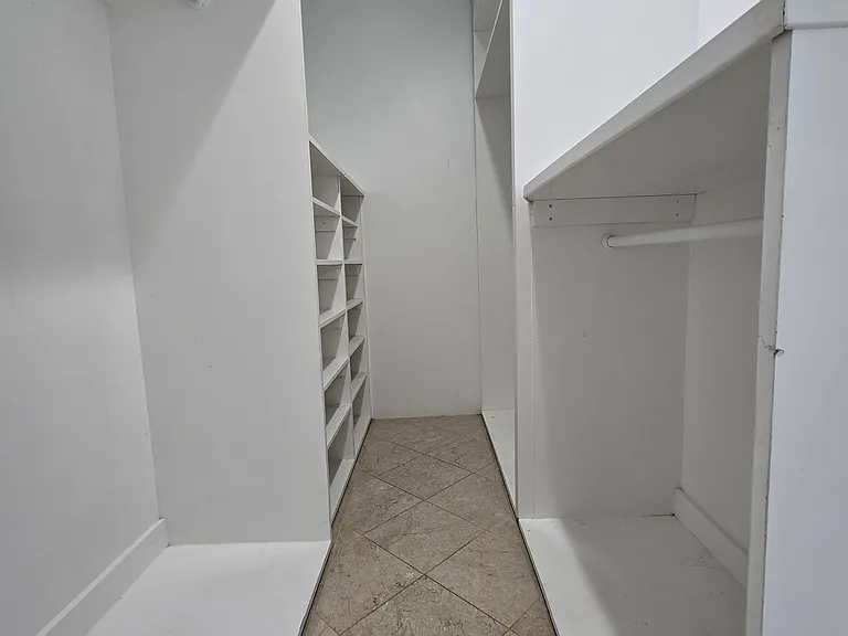 8418 Loyola Blvd — Photo 22