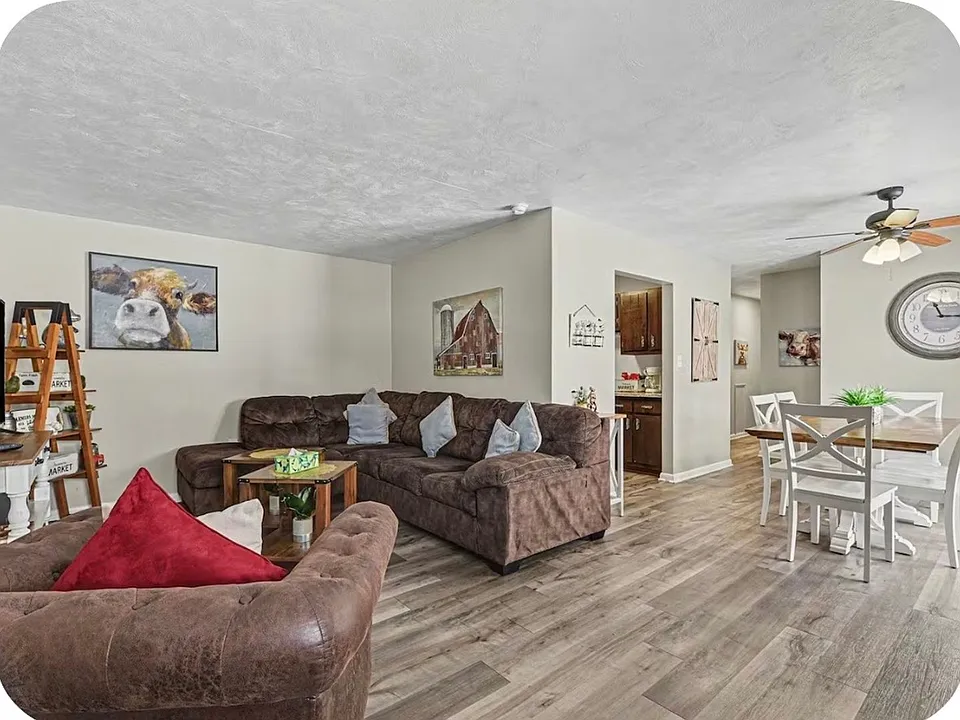 554 Allison Dr