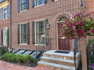 11 Barclay Ct, Newtown, PA 18940