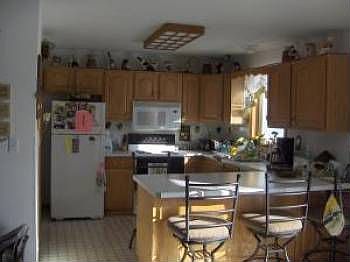 2nd image of 1149 Garnet Blvd