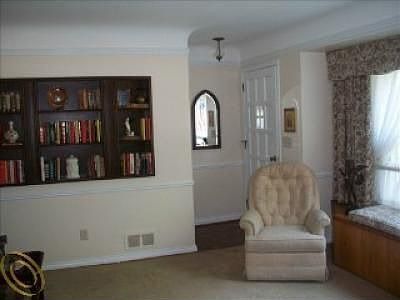 3rd image of 32825 W Chicago St
