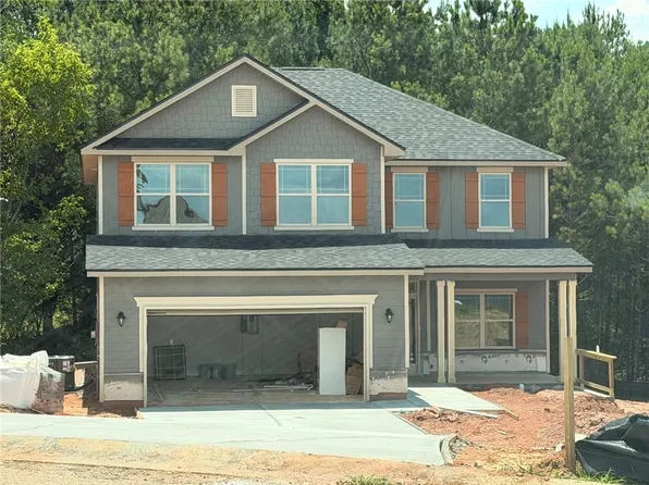 216 Magnolia Villas Dr, Cornelia, GA 30531