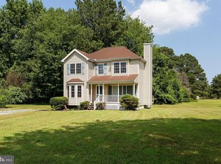 15 Sally Ln, Ocean View, DE 19970