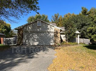 8514 Friendship Ln, Indianapolis, IN 46217