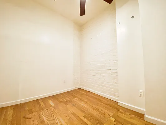 Rented by Voro NYC | media 17