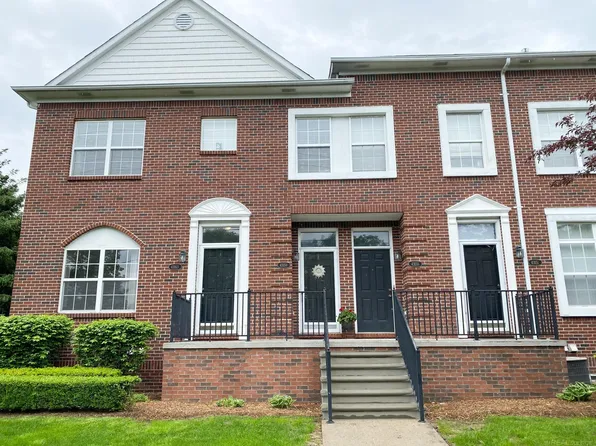 43163 Strand Dr, Sterling Heights, MI 48313