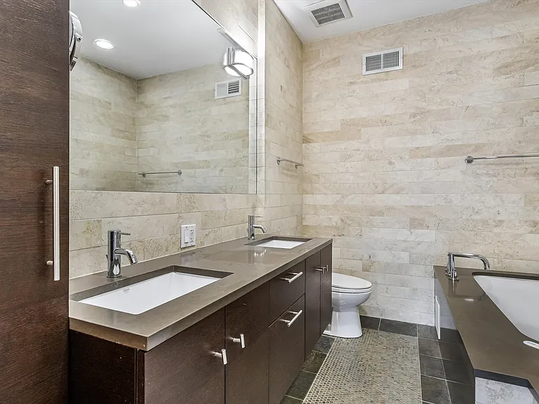 1261-63 N. Honore St. — Photo 10