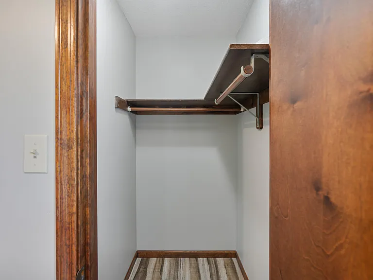 2834 SW Glenside Ct — Photo 17
