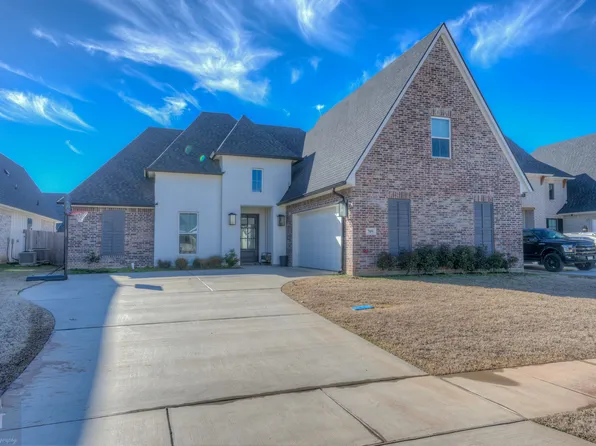 709 Julesburg Ln, Benton, LA 71006