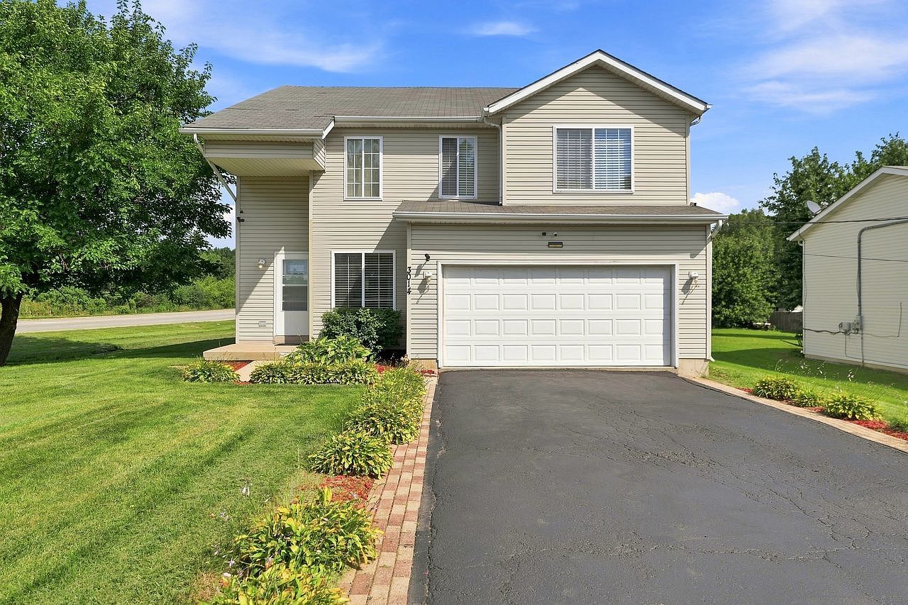 3014 30th St — ThunderHawk Golf Club