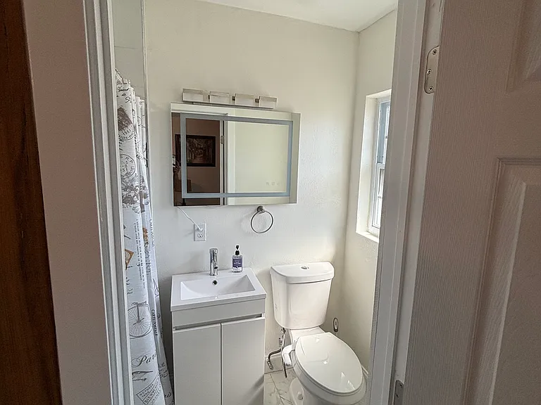 1215 S Keene Rd — Photo 8