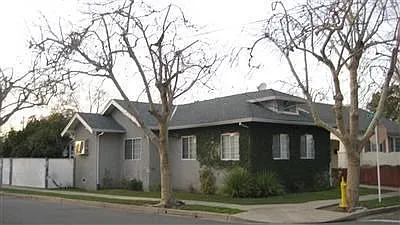 301 Birch St photo 1