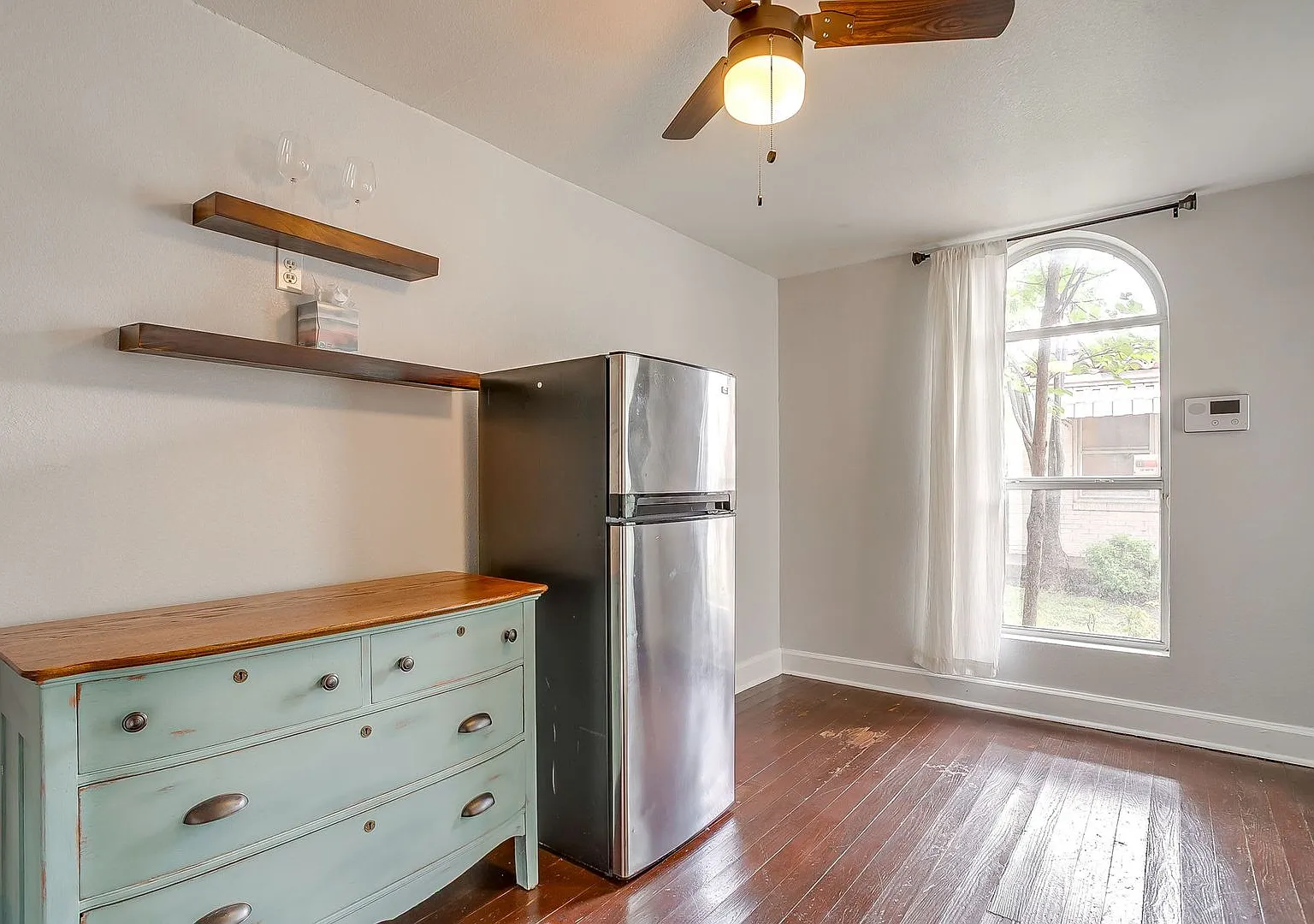 3256 Greene Ave-2028 — Photo 4