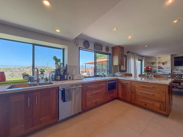 25651 Del Norte — Photo 4