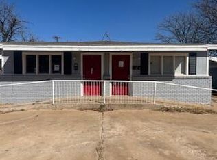 2703 E 2nd St, Lubbock, TX 79403