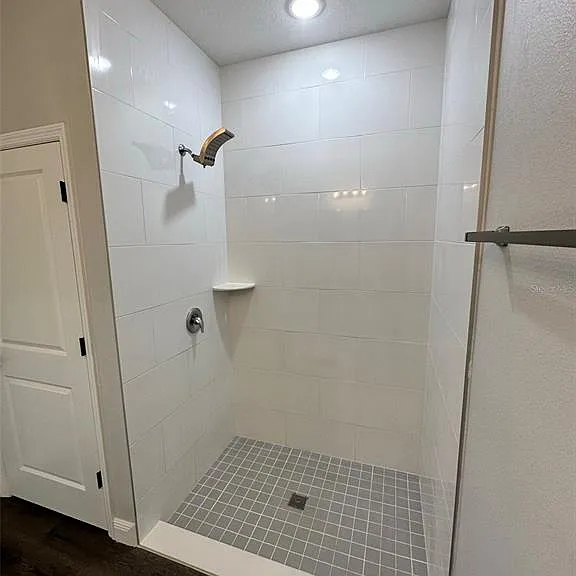 1361 Sacramento St — Photo 17