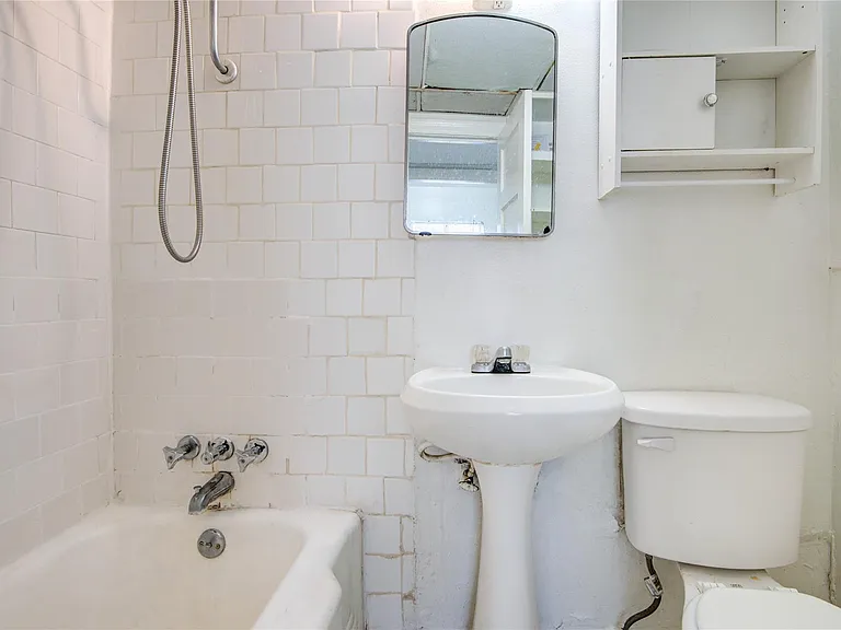 1828 W Main St #1 — Photo 14