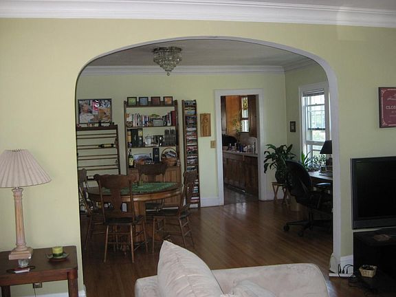 3rd image of 3200 Humboldt Ave S