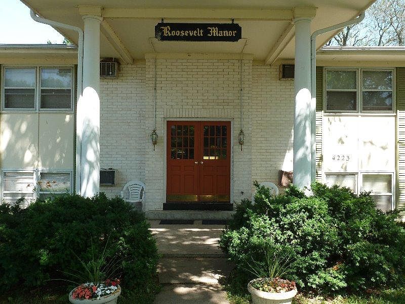 2nd image of 4223 Chamberlain Dr APT 2