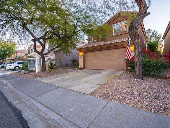2nd image of 4423 E Chaparosa Way